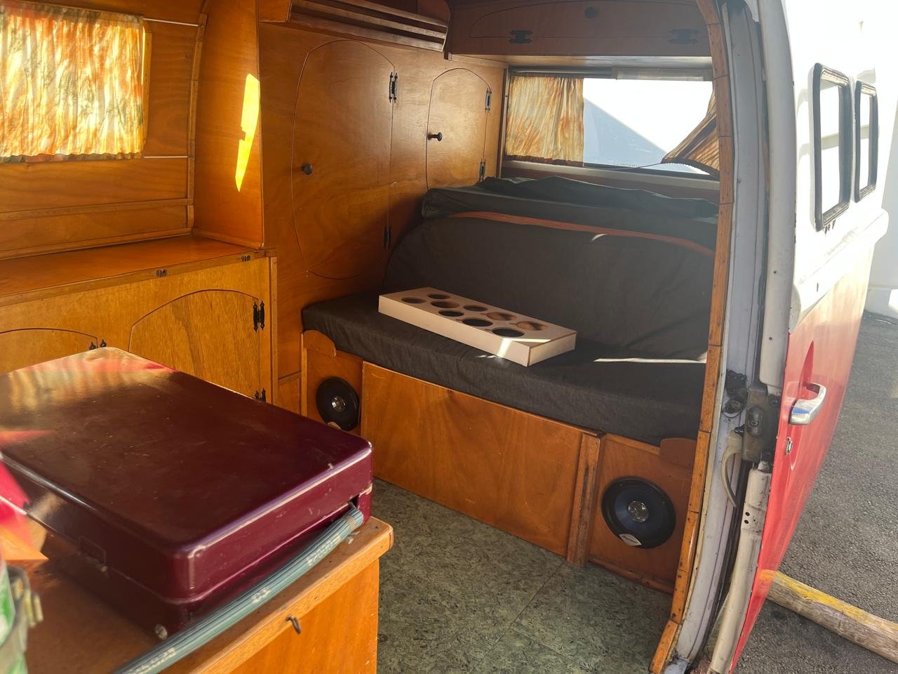 74 Bay Camper photo 8